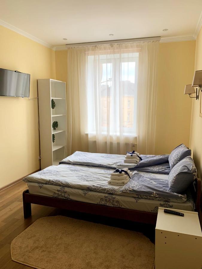 Homey Apartment On Vicheva Str. Lviv Ngoại thất bức ảnh